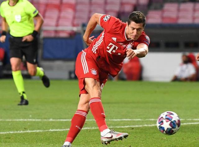 莱万多夫斯基官方宣布表现优异新规，IG引发争议！的简单介绍