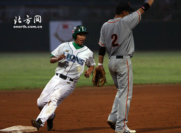 齐鲁猛虎队小胜燕赵猛虎队，自行车杯赛上演裁判判罚引热议！快速转换撕裂防线的简单介绍九游旧版本下载链接