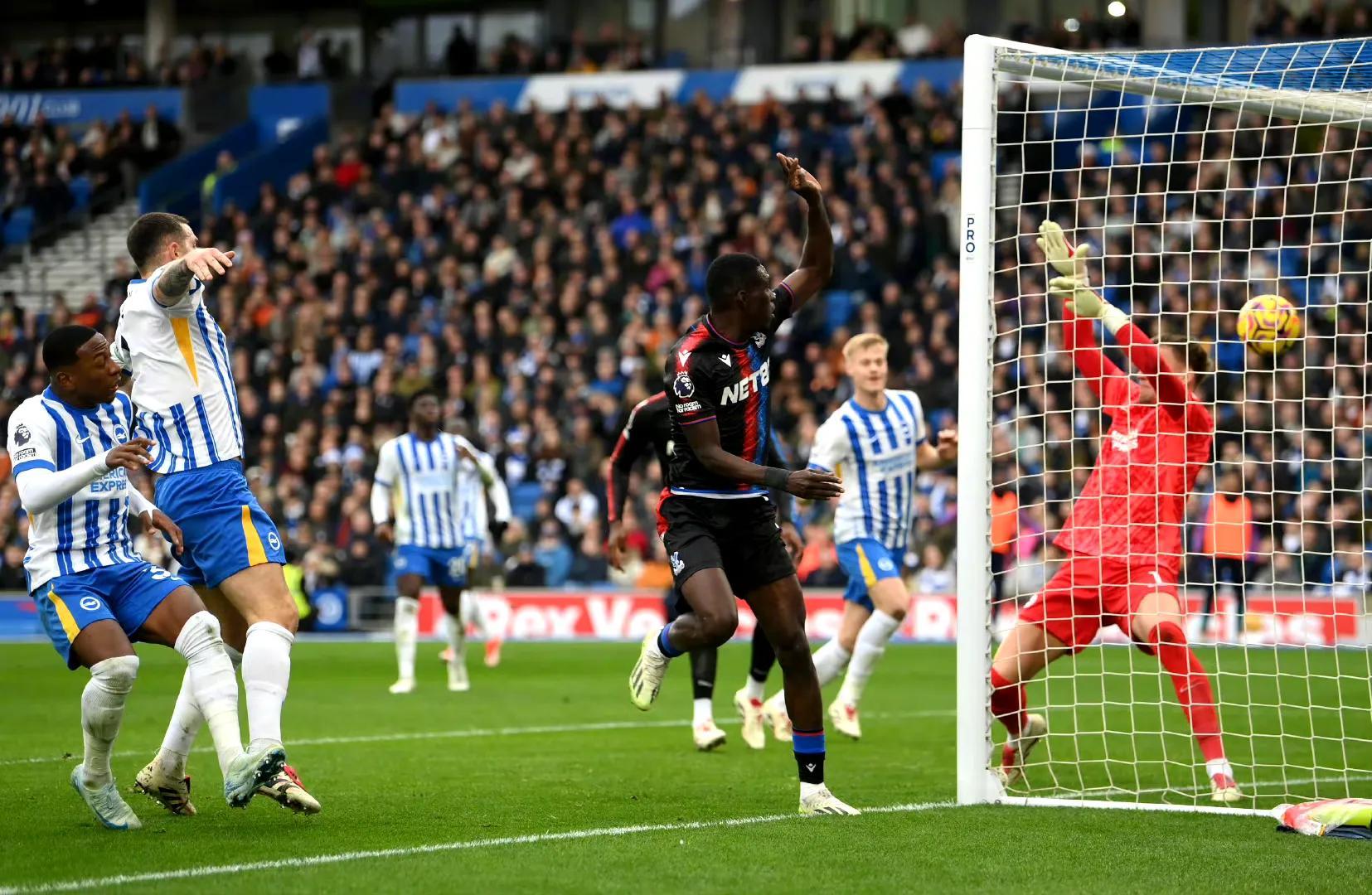 包含转会期突围战来临，布莱顿围绕法甲回应争议，更衣室稳定，训练强度显著提升的词条九游体育