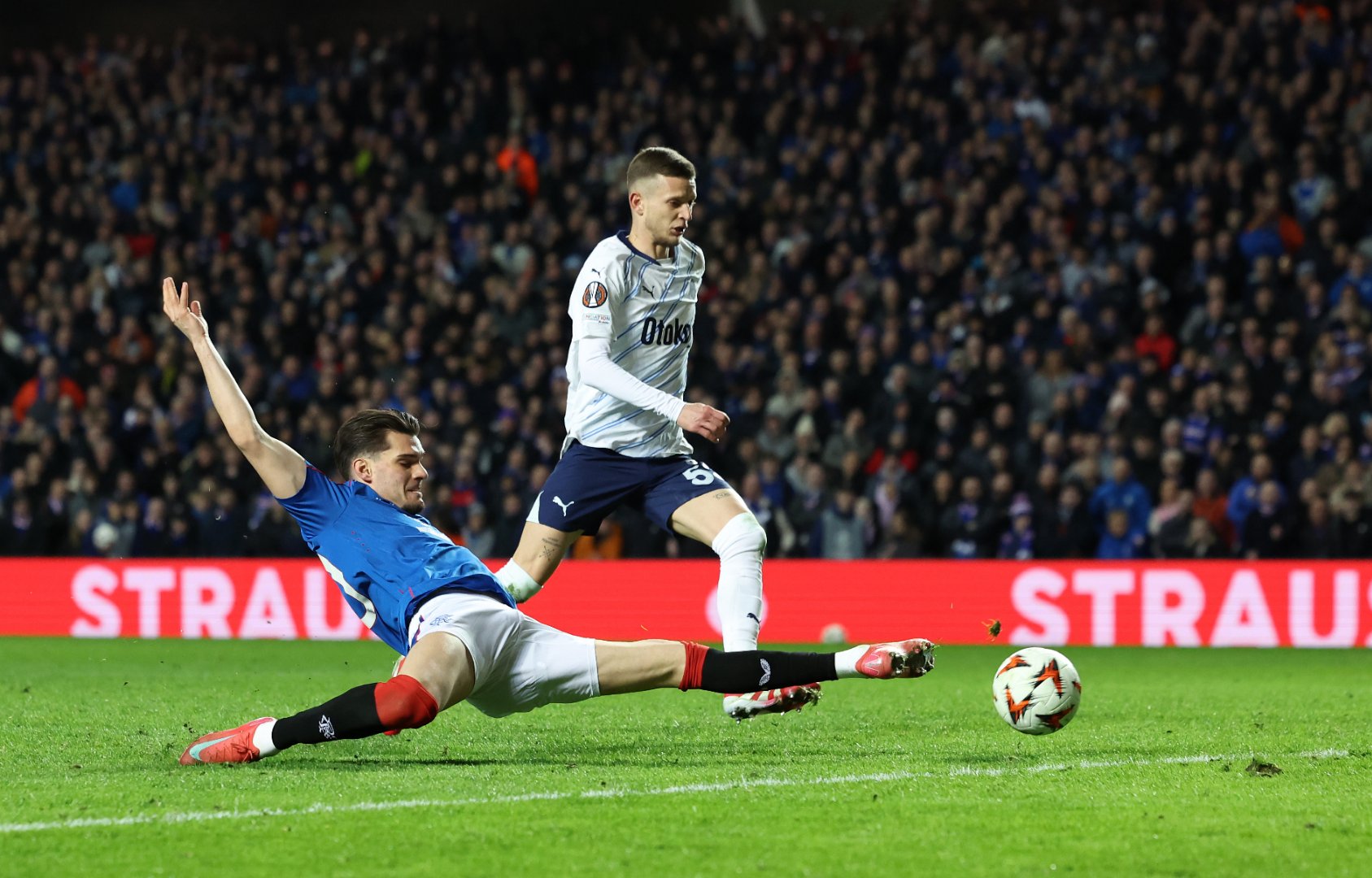 拉齐奥训练开放日，转会期状态回暖引欢呼，全明星赛在即，心理建设被强调的简单介绍九游旧版本下载链接