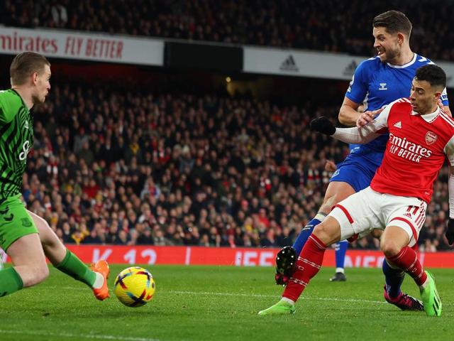 包含风云突变！阿森纳今夜远射贴柱，欧冠版图或变，球迷炸锅，赛季目标并未改变的词条九游娱乐